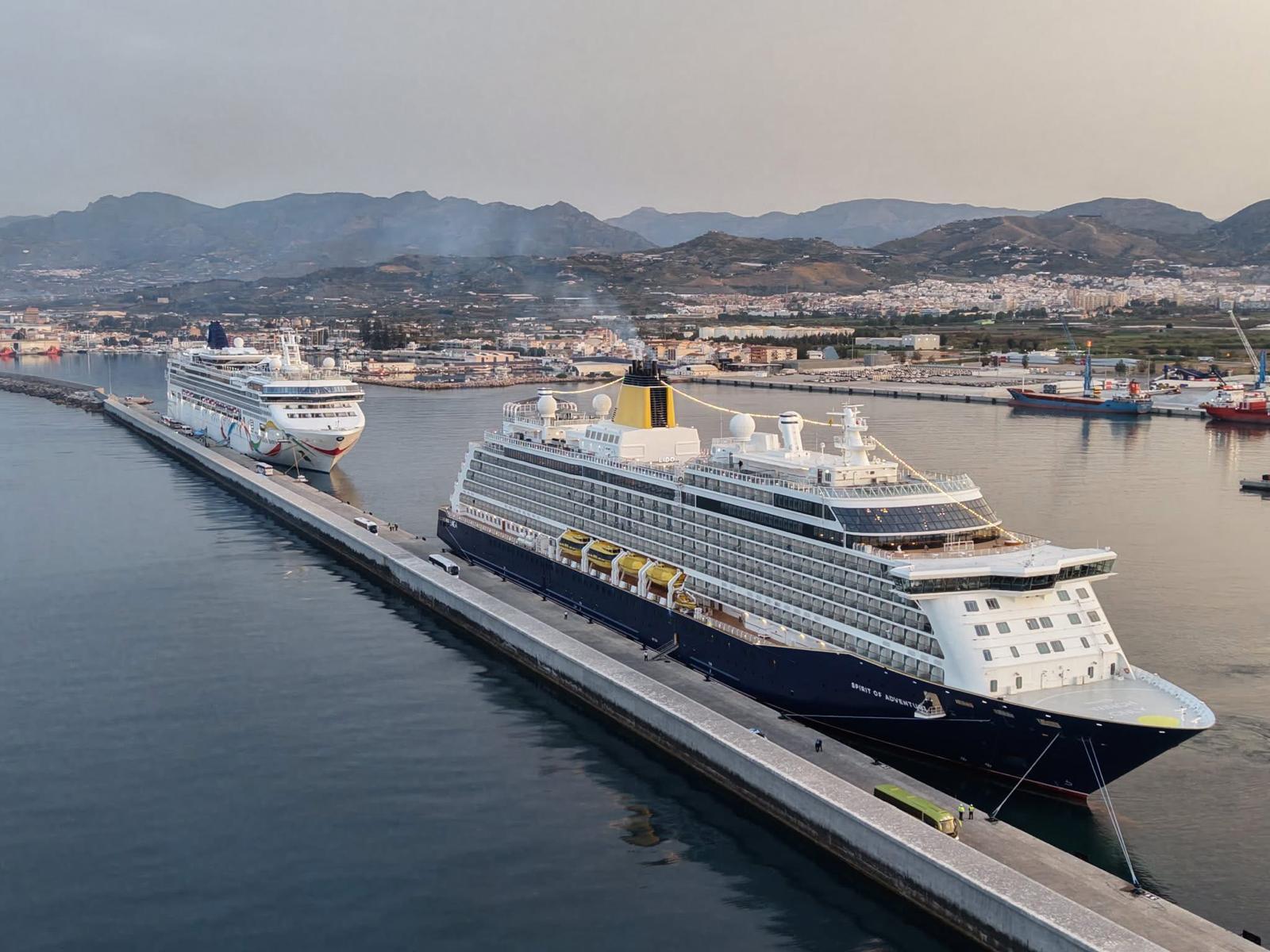 El Puerto de Motril recibe la primera doble escala de cruceros de las ocho - Noticia Puerto de motril